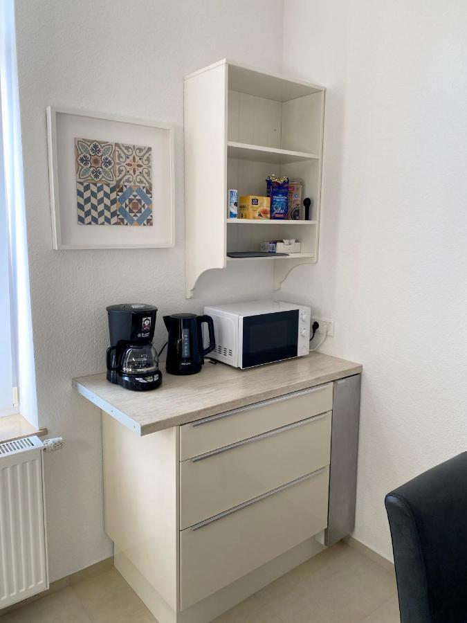 2 Rooms, Free Parking, 25 Min To Duesseldorf, 150 Mbps Wlan Duisbourg Extérieur photo